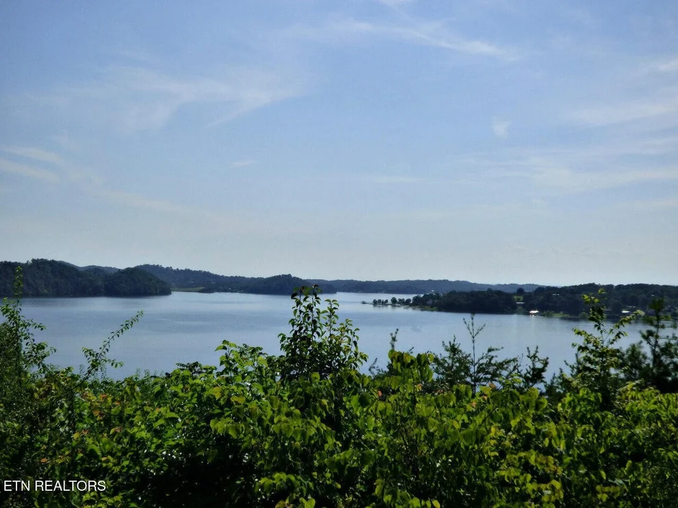 Unit for sale at 32 Tranquility Tr, Dandridge, TN 37725