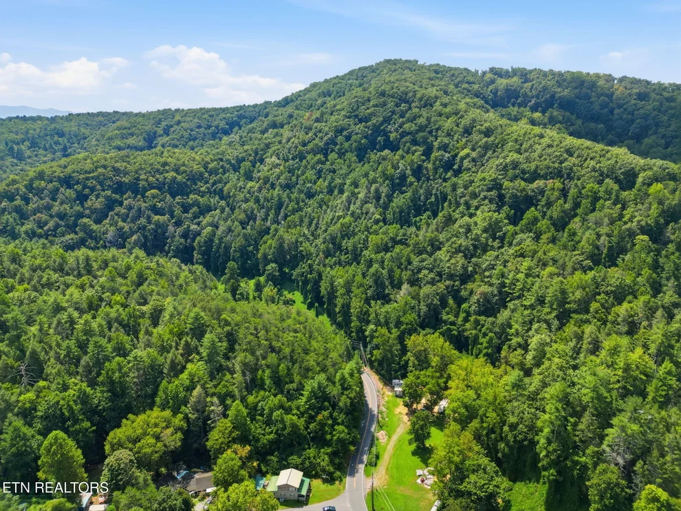 Unit for sale at 3910 Wilhite Rd, Sevierville, TN 37876