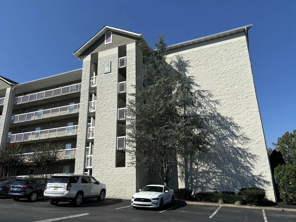 Unit for sale at 205 Ogle Drive, Pigeon Forge, TN 37863
