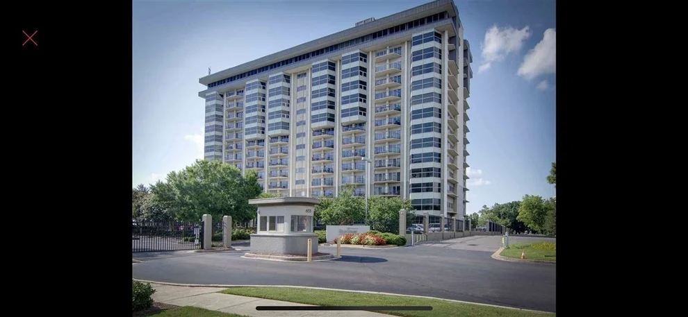 655 Riverside Drive