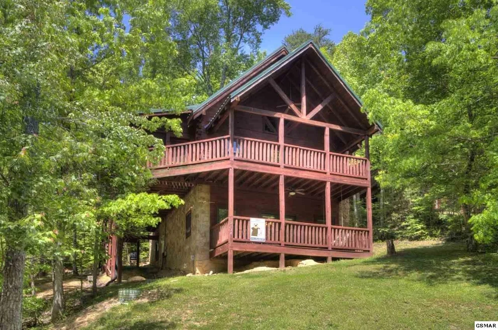 Unit for sale at 2924 Raven Fork Circle, Sevierville, TN 37876