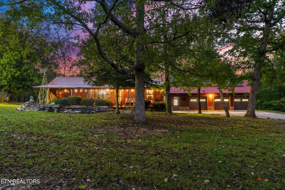 Unit for sale at 228 Pattie Gap Rd, Philadelphia, TN 37846