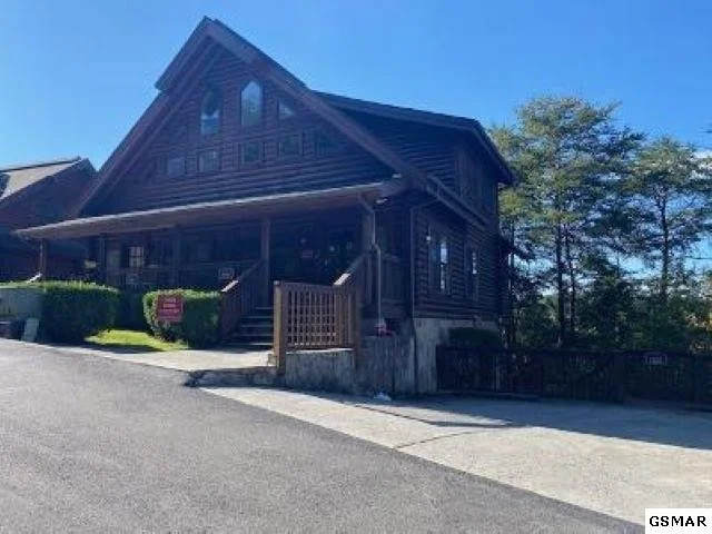 Unit for sale at 737 Golf View Boulevard, Pigeon Forge, TN 37863