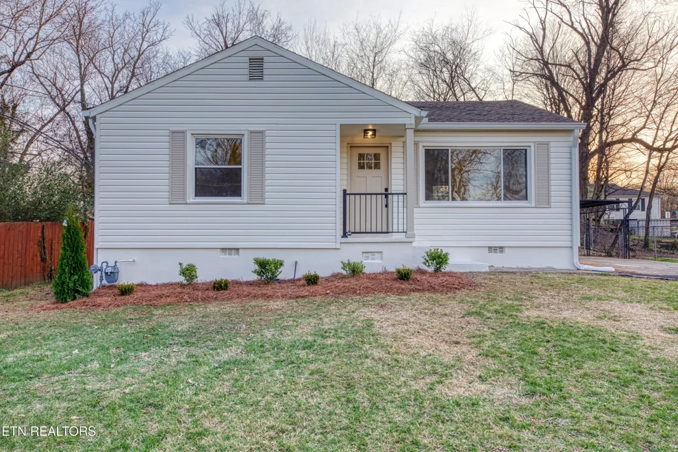 Unit for sale at 503 Elmira Lane, Maryville, TN 37804