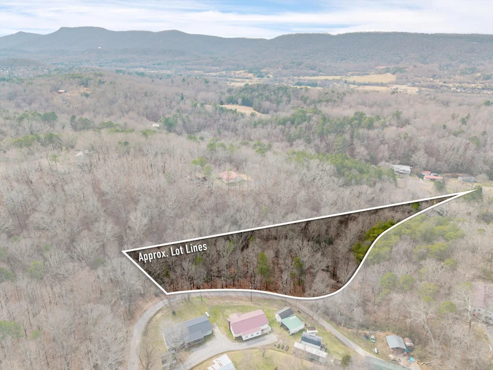Unit for sale at 155 Crestline Drive, Rossville, GA 30741