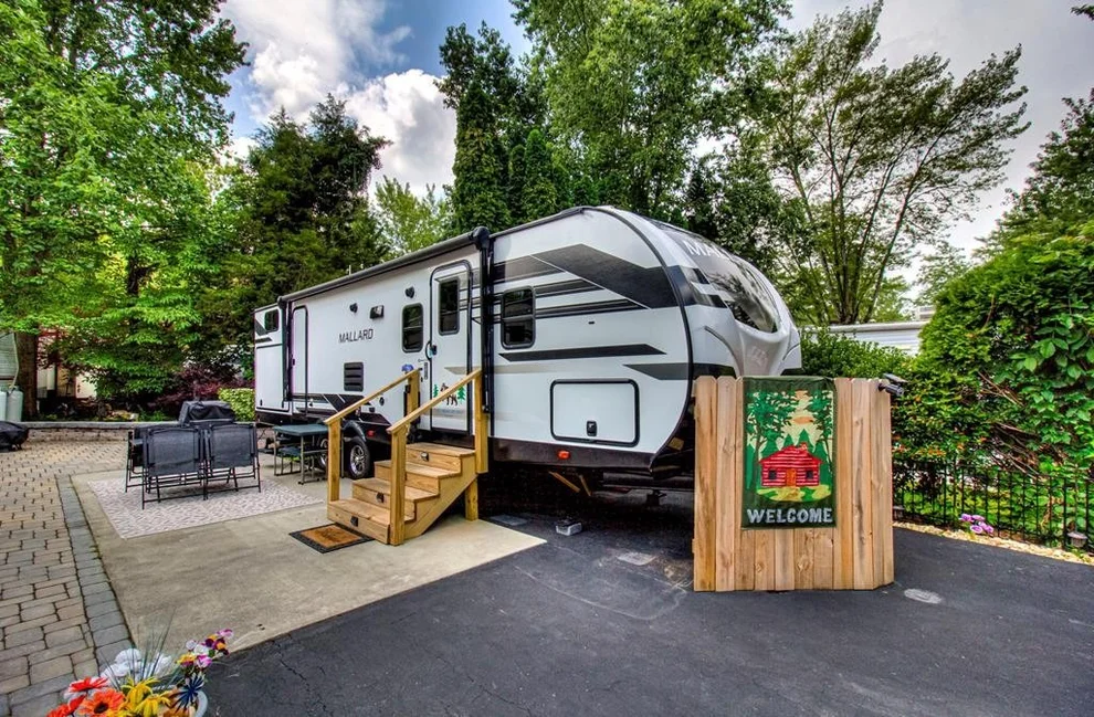 Unit for sale at 4229 E. Parkway, Gatlinburg, TN 37738