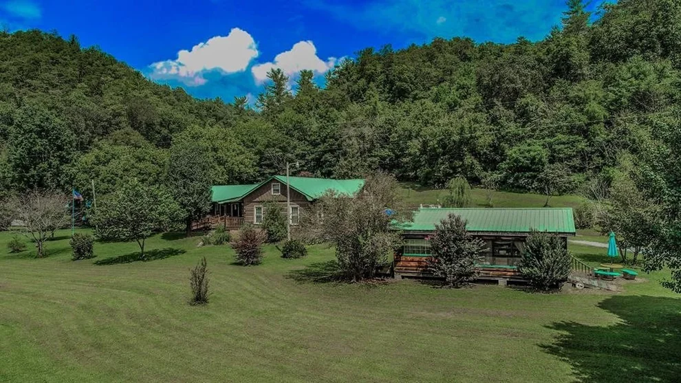 Unit for sale at 724 Highway 107, Newport, TN 37821