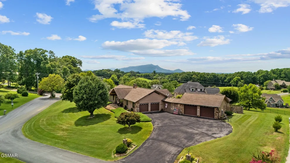 Unit for sale at 1505 Canterbury Lane, Sevierville, TN 37862