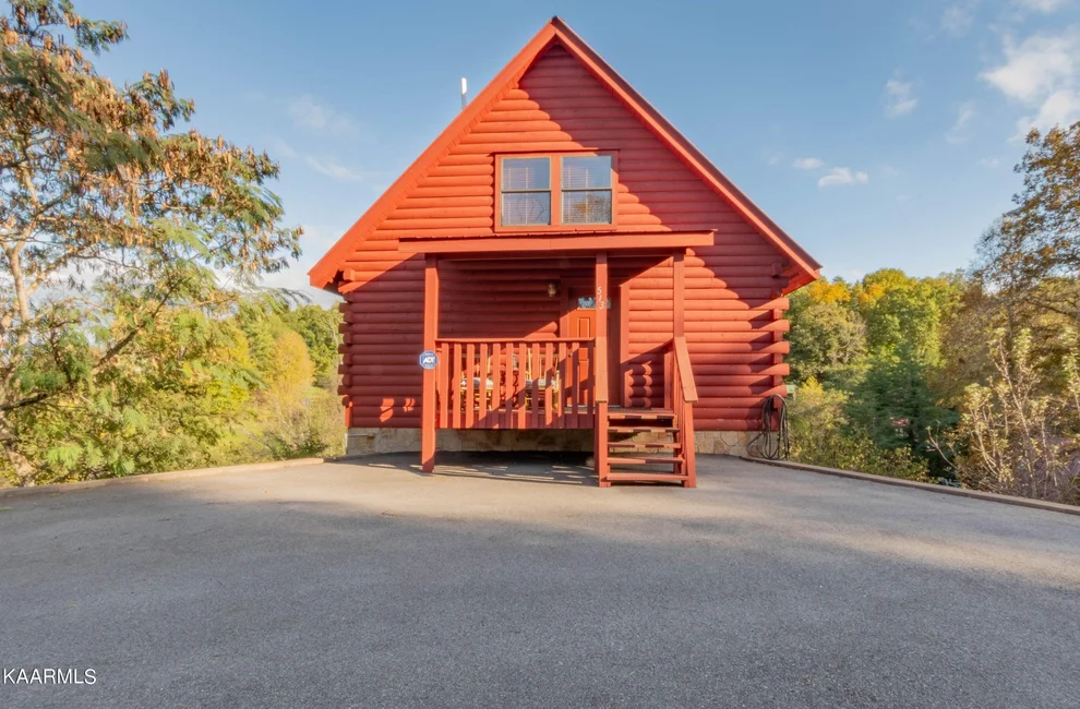 Unit for sale at 513 Hideaway Ridge Circle, Sevierville, TN 37862