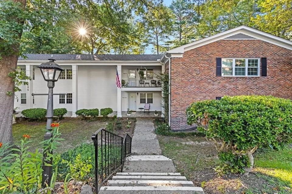 Unit for sale at 724 Bacon Trail, Chattanooga, TN 37412
