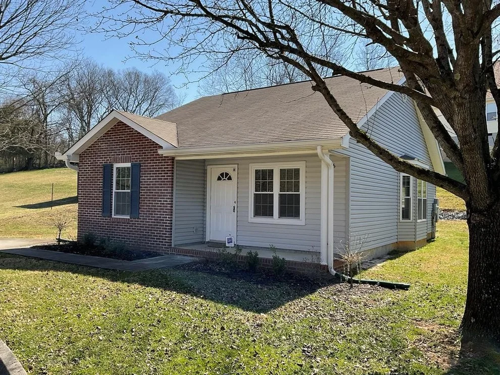 Unit for sale at 926 Middlebrook Court, Sevierville, TN 37862