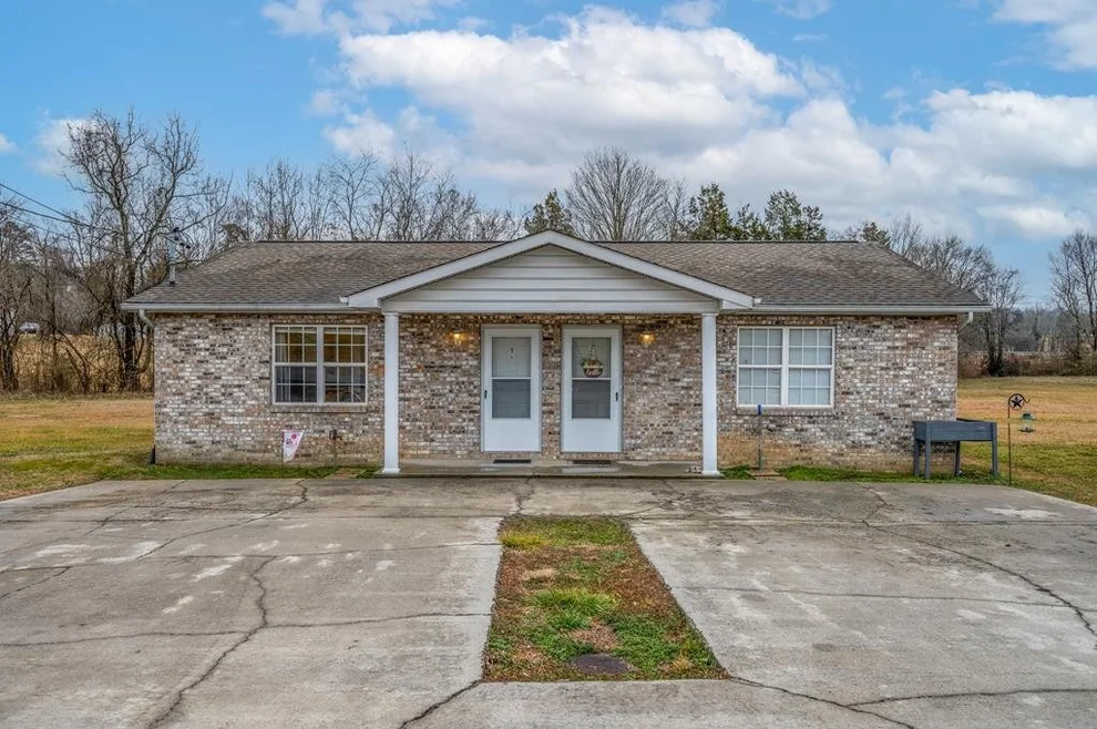 Unit for sale at 217 S Cunningham, Seymour, TN 37865