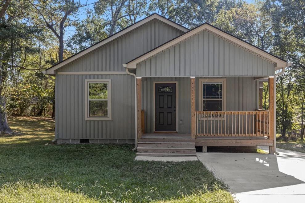 Unit for sale at 205 Cavender Street, La Fayette, GA 30728