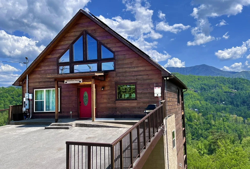 Unit for sale at 216 W Pinnacle Drive, Gatlinburg, TN 37738