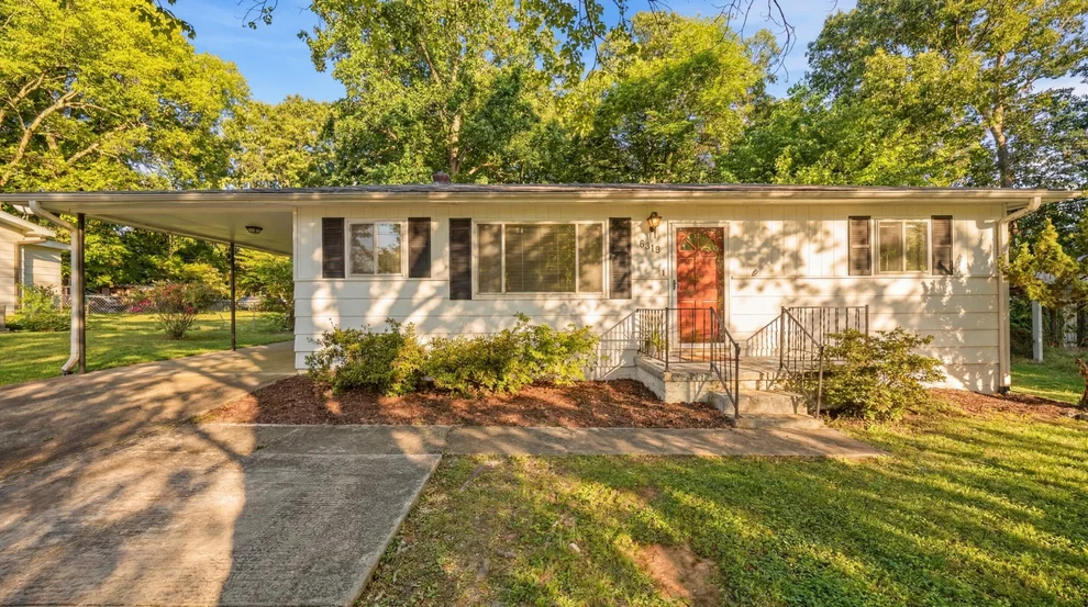 Unit for sale at 8319 Oak Drive, Chattanooga, TN 37421