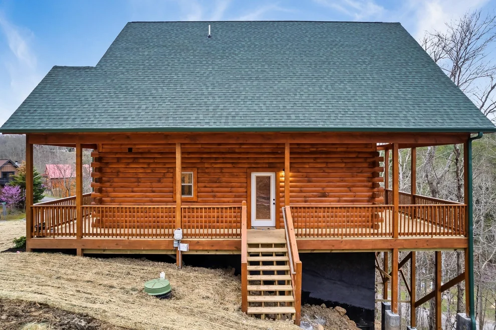 Unit for sale at 2105 Wingspan Drive, Sevierville, TN 37876