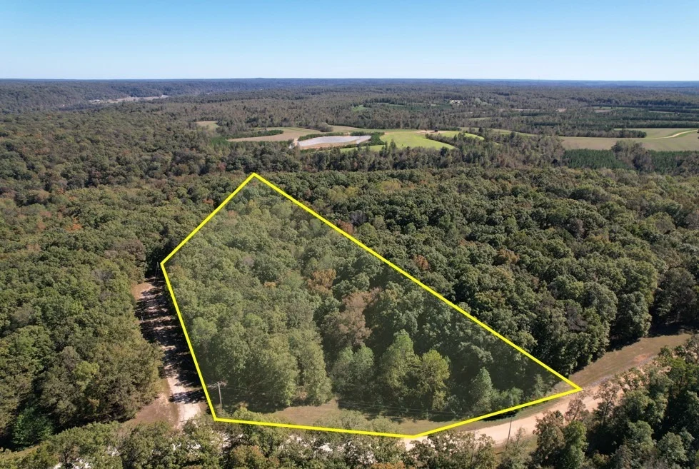 Unit for sale at 21 Three Rivers Dr, Hurricane Mills, TN 37078