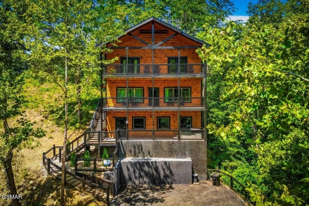 Unit for sale at 157 Smoky Mountain Way, Sevierville, TN 37876