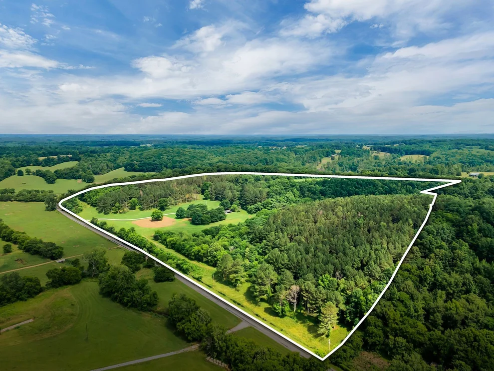 Unit for sale at 1764 Wray Branch Rd, Minor Hill, TN 38473