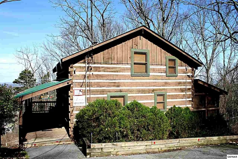 Unit for sale at 3406 Twin City Way, Pigeon Forge, TN 37863