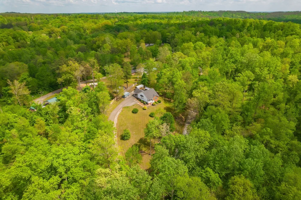 Unit for sale at 455 Madison Cir, Parsons, TN 38363