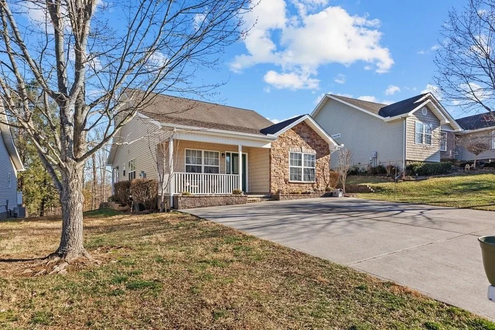 Unit for sale at 2513 Brookwood Drive, Pigeon Forge, TN 37863