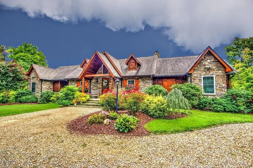 Unit for sale at 1932 Bales Way, Sevierville, TN 37876