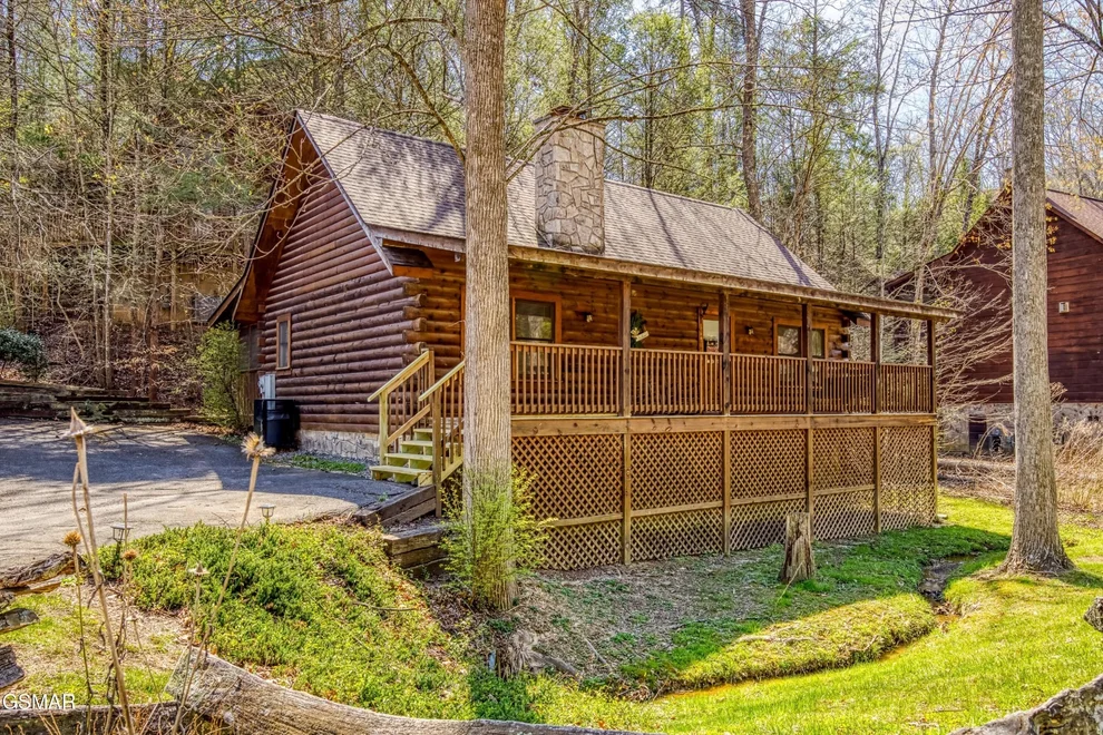 Unit for sale at 669 Eagles Boulevard Way, Pigeon Forge, TN 37863