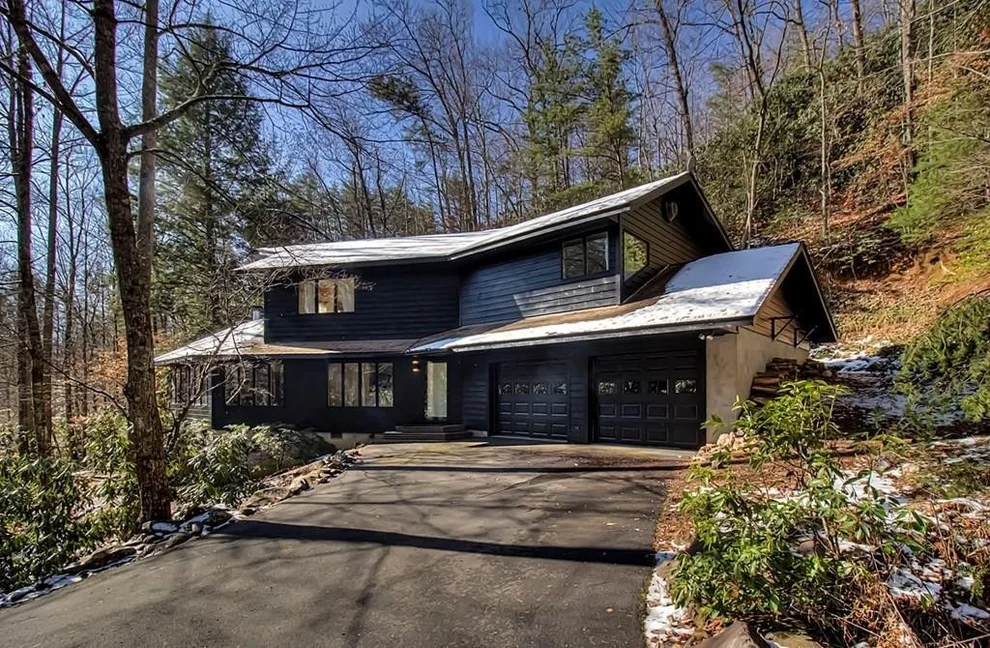 Unit for sale at 917 Sunshine Trail, Gatlinburg, TN 37738
