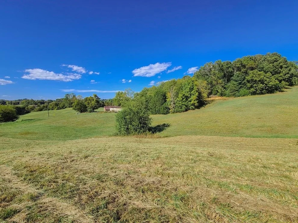 Unit for sale at 18 Bentview Drive, Kodak, TN 37764