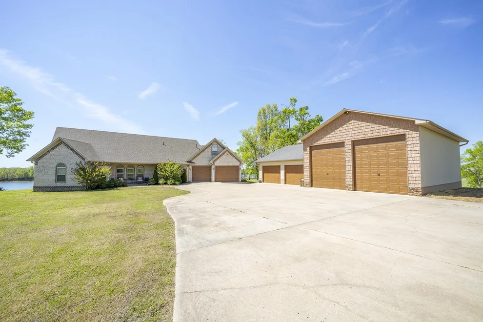 Unit for sale at 875 FAITH LN, Savannah, TN 38372