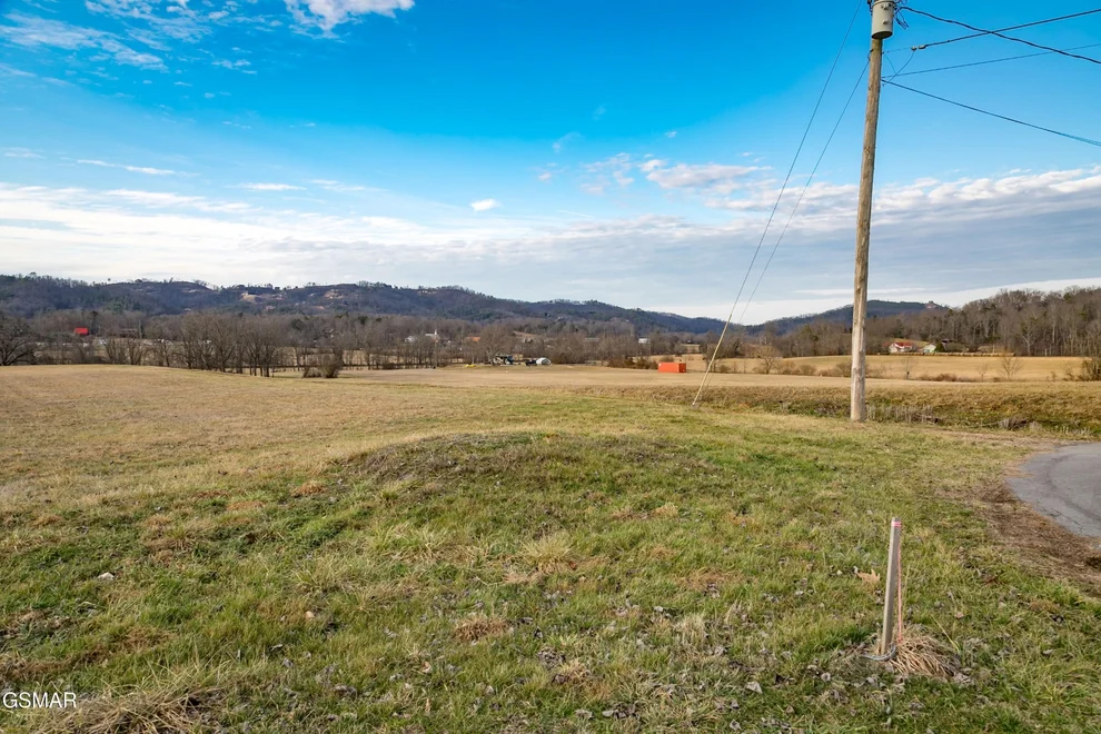 Unit for sale at 4 Monhollen Drive, Sevierville, TN 37862