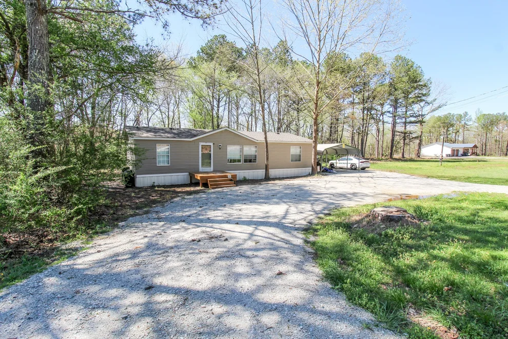 Unit for sale at 97 Joe Goff Ln, Lexington, TN 38351