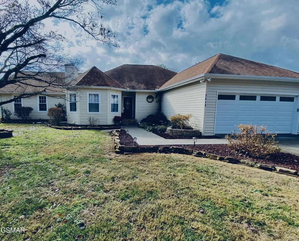 Unit for sale at 2819 Mint Road, Maryville, TN 37803