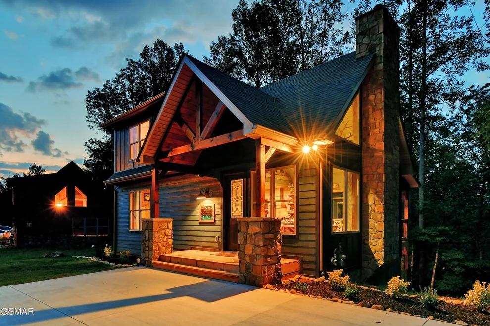 Unit for sale at 403 Potters Ridge Road, Gatlinburg, TN 37738