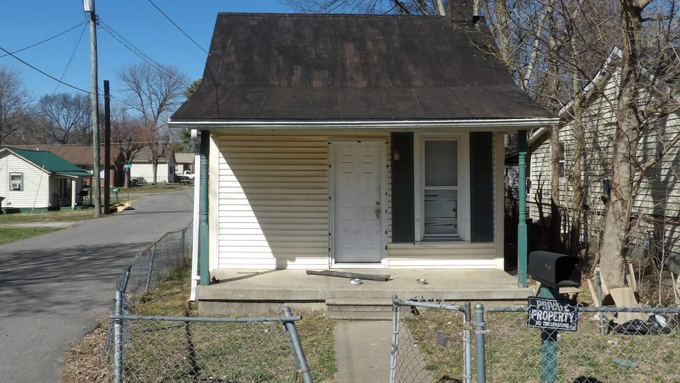 Unit for sale at 2222 Leota St, Springfield, TN 37172