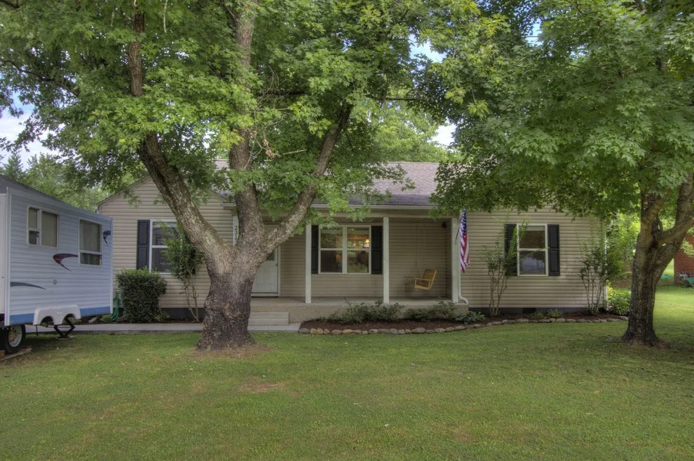 Unit for sale at 2317 Bittle Ave, Maryville, TN 37804