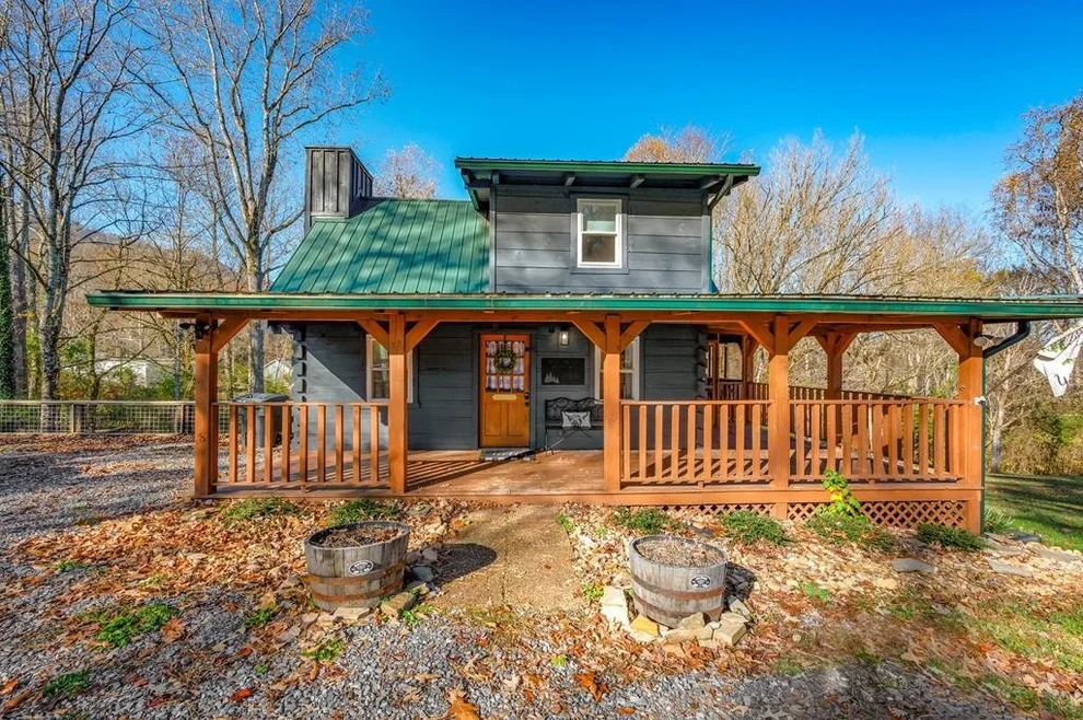 Unit for sale at 861 Dry Valley Road, Townsend, TN 37882