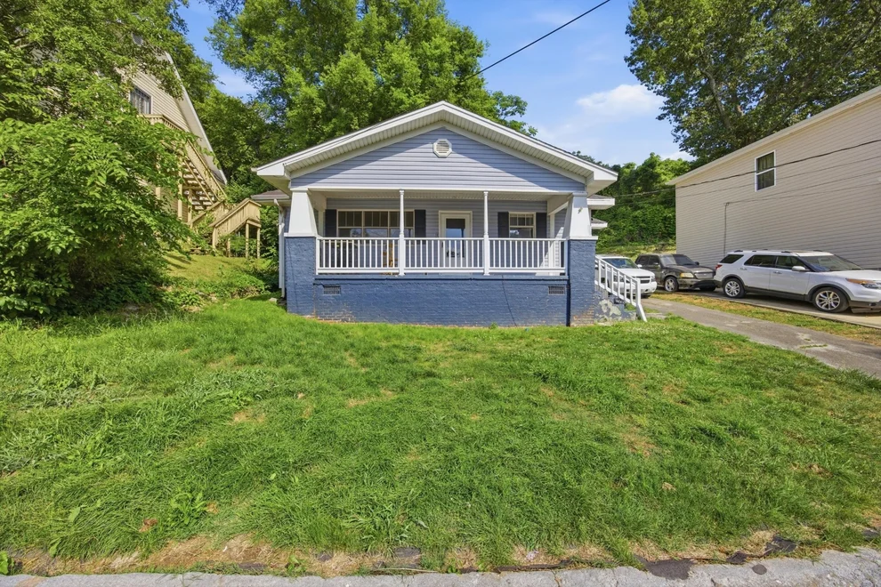 Unit for sale at 3906 14th Avenue, Chattanooga, TN 37407