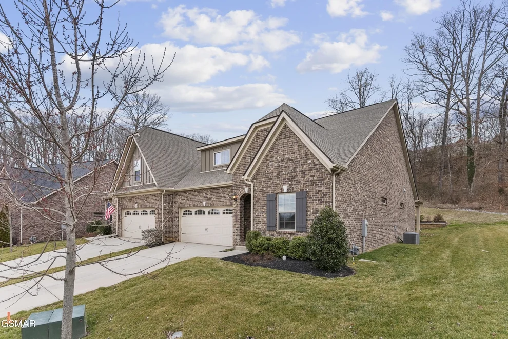 Unit for sale at 2512 Sugarberry Road, Knoxville, TN 37932