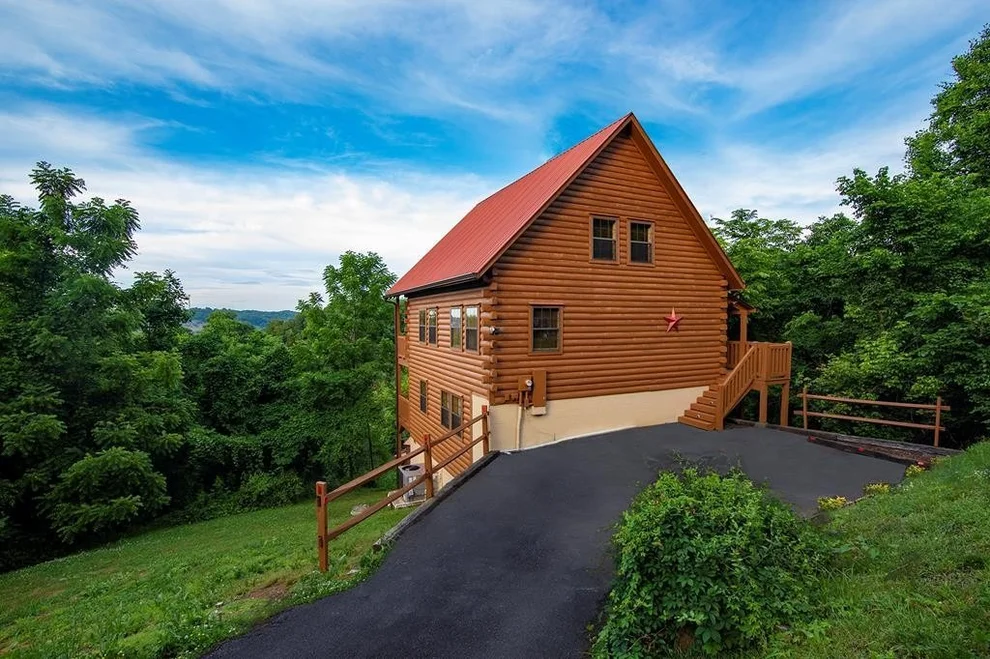 Unit for sale at 533 HIDEAWAY RIDGE Circle, Sevierville, TN 37862