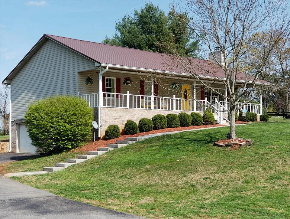 Unit for sale at 351 Battlefield Drive, Dandridge, TN 37725