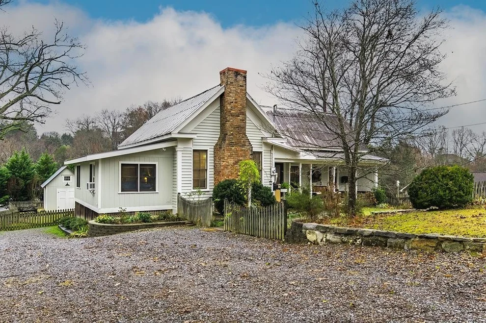 Unit for sale at 532 Harrisburg Road, Sevierville, TN 37876