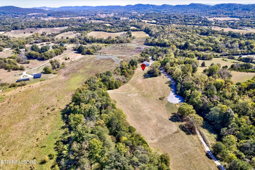 Unit for sale at 2 Stansberry Drive, New Market, TN 37820