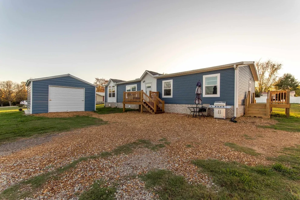 Unit for sale at 20295 Hwy 69, Savannah, TN 38372