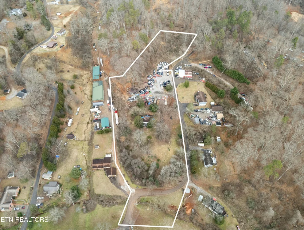 Unit for sale at 1812 Wrights Ferry Rd, Knoxville, TN 37919