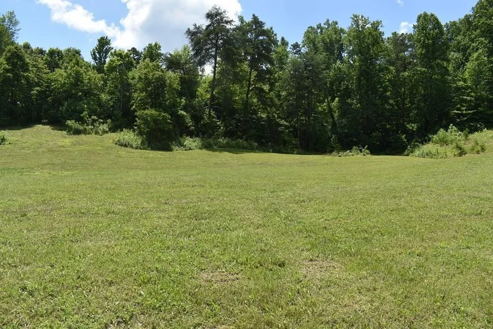 Unit for sale at 8 Briar Ridge Lane, Strawberry Plains, TN 37871