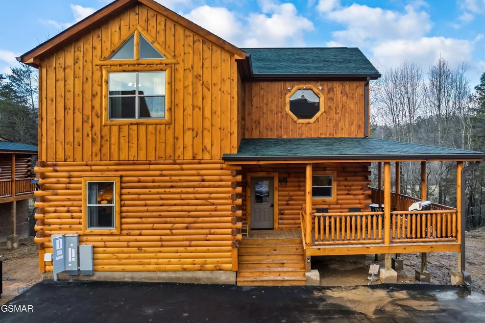 Unit for sale at 3825 Twilight Way, Pigeon Forge, TN 37863