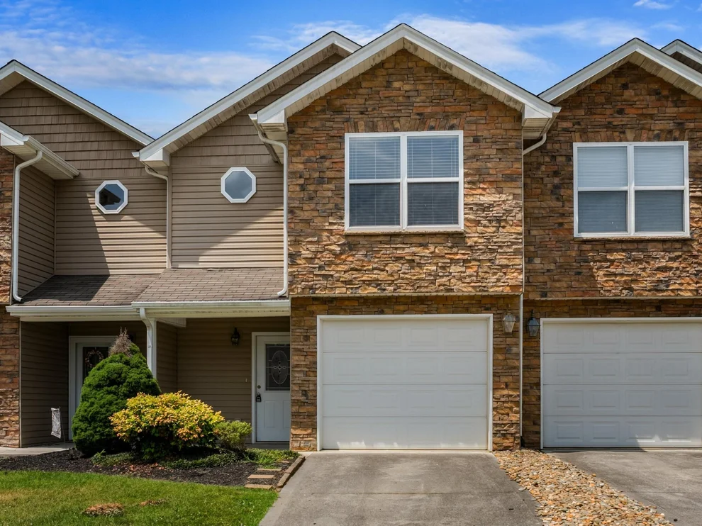 Unit for sale at 1011 Woullard Way, Sevierville, TN 37876