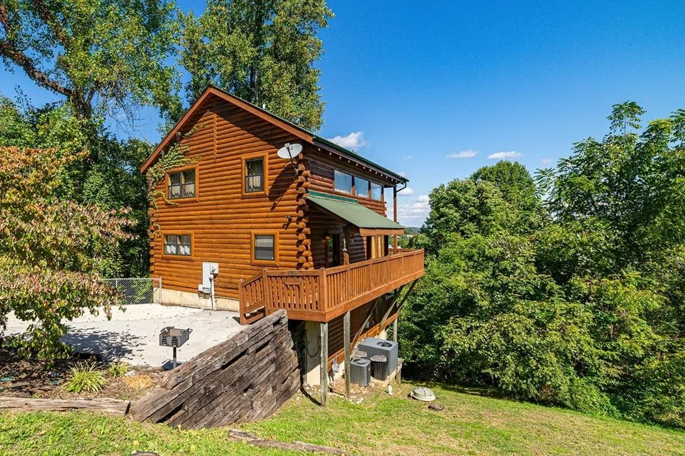 Unit for sale at 529 Hideaway Ridge Circle, Sevierville, TN 37862